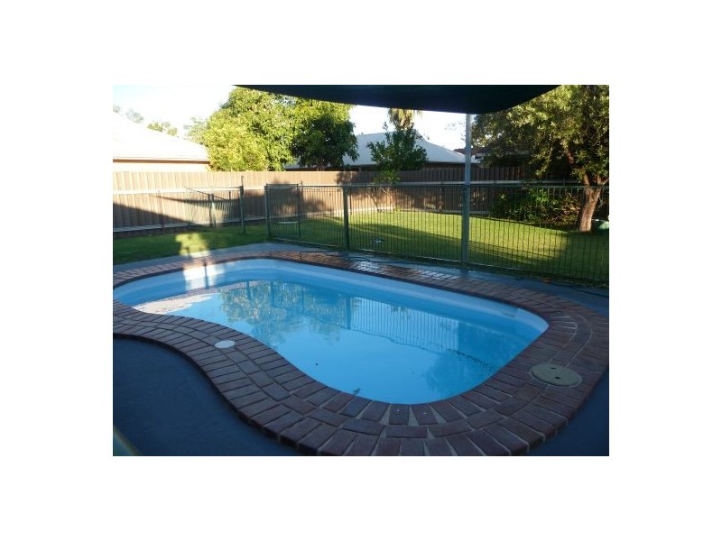 1 ALLAMBIE PLACE, Moree NSW 2400