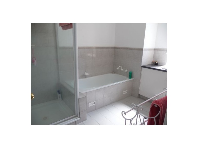 UNIT 3, 89 GREENBAH ROAD, Moree NSW 2400