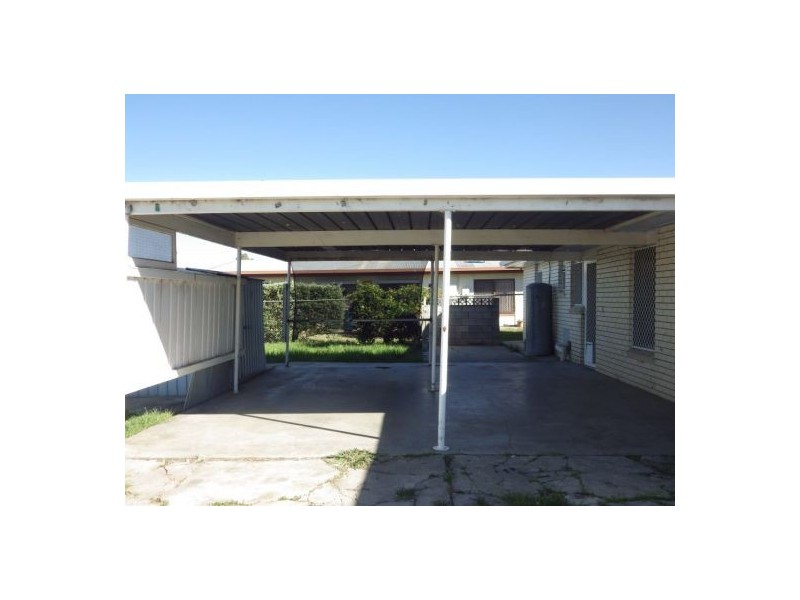 25 WATTLE CRESCENT, Moree NSW 2400