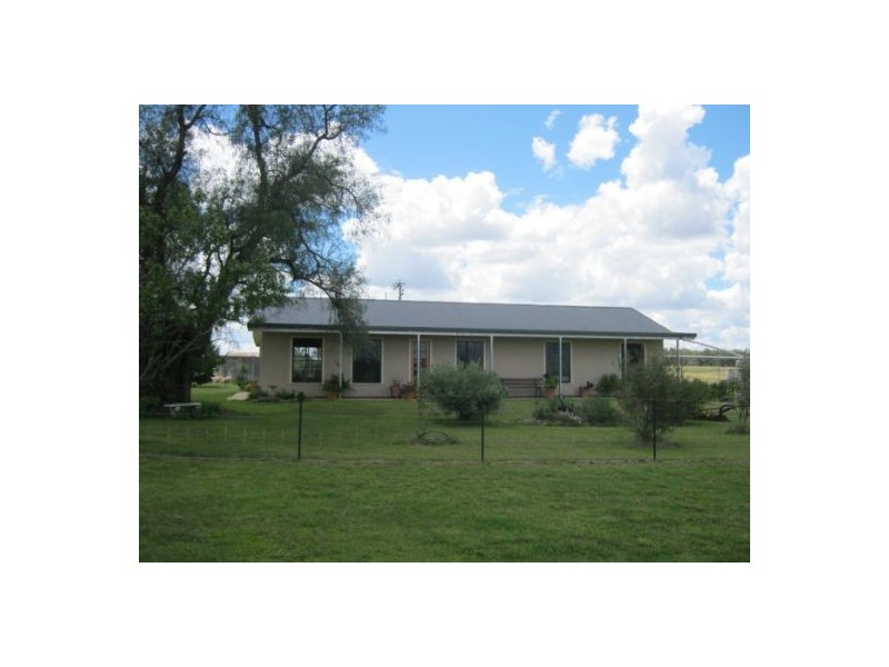 . “Pretoria Park”, Delungra NSW 2403