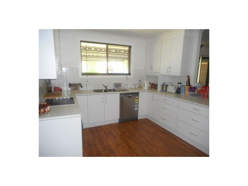 11 JULIA PLACE, Moree NSW 2400