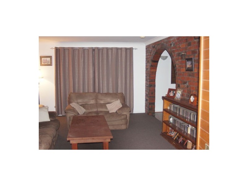 11 JULIA PLACE, Moree NSW 2400