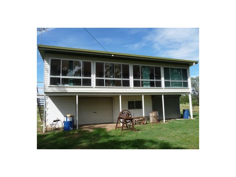 29 ALLAMBIE STREET, Moree NSW 2400