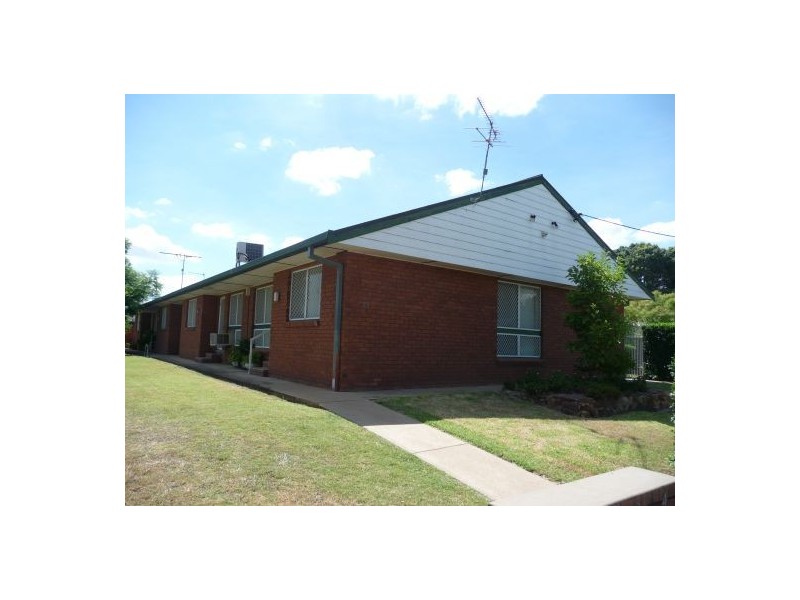 1/75 BOSTON STREET, Moree NSW 2400