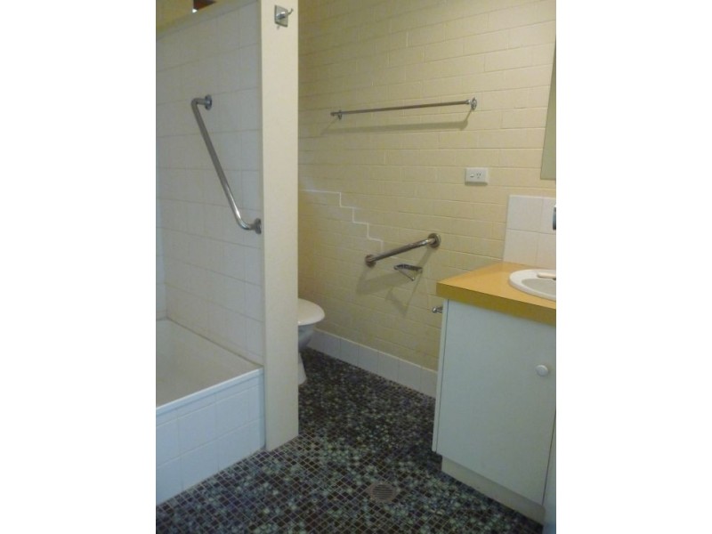 1/75 BOSTON STREET, Moree NSW 2400