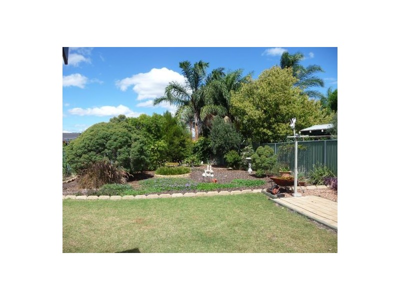 6 ROSEWOOD CLOSE, Moree NSW 2400