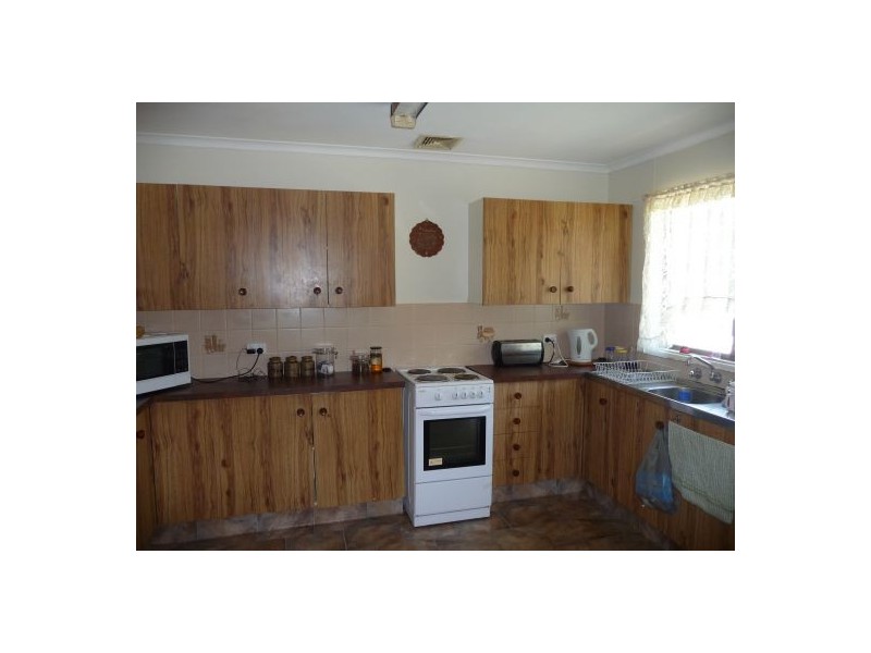 9 BROADWATER PLACE, Moree NSW 2400