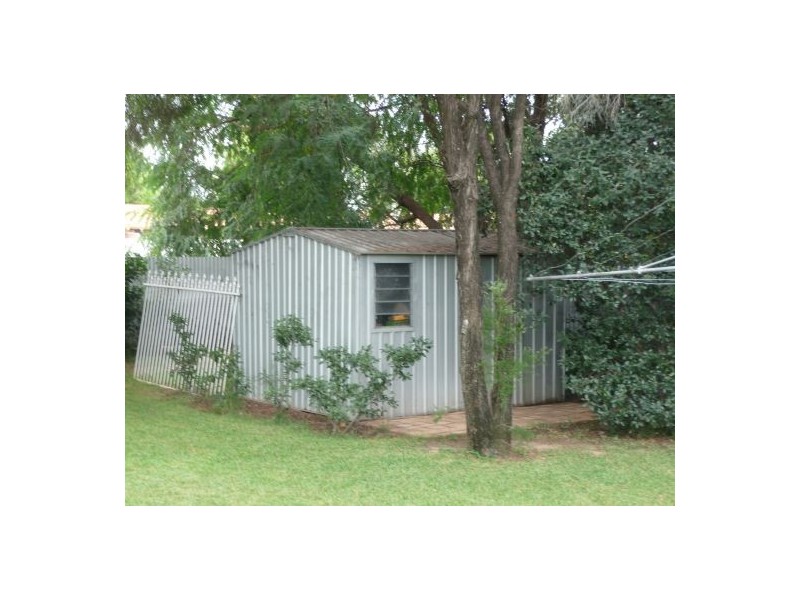 33 TYCANNAH STREET, Moree NSW 2400