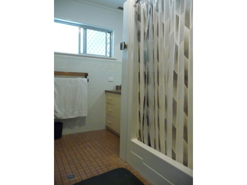 8 Boston Street, Moree NSW 2400