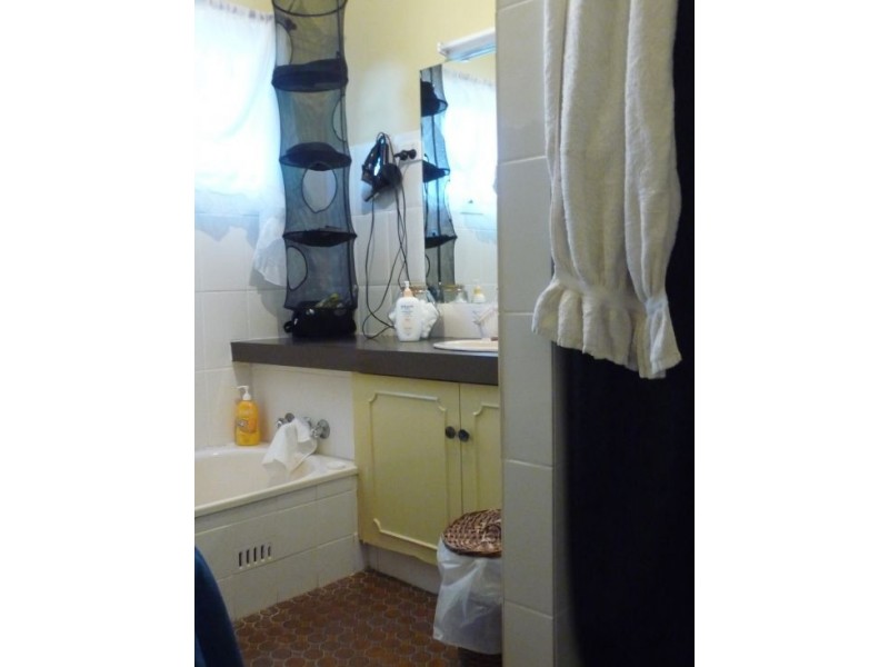 6 Florence Street, Moree NSW 2400