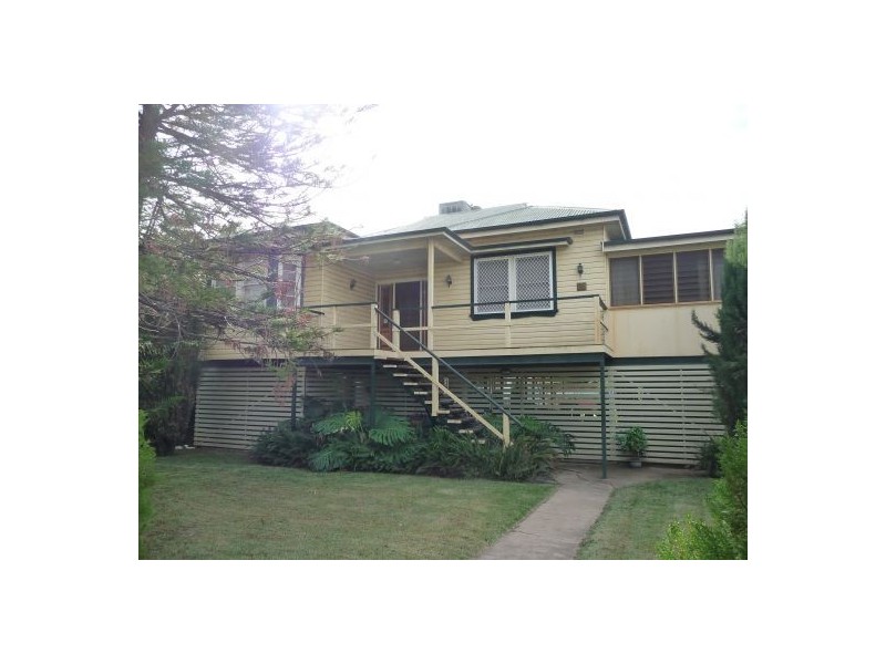 39 Gwydir Street, Moree NSW 2400