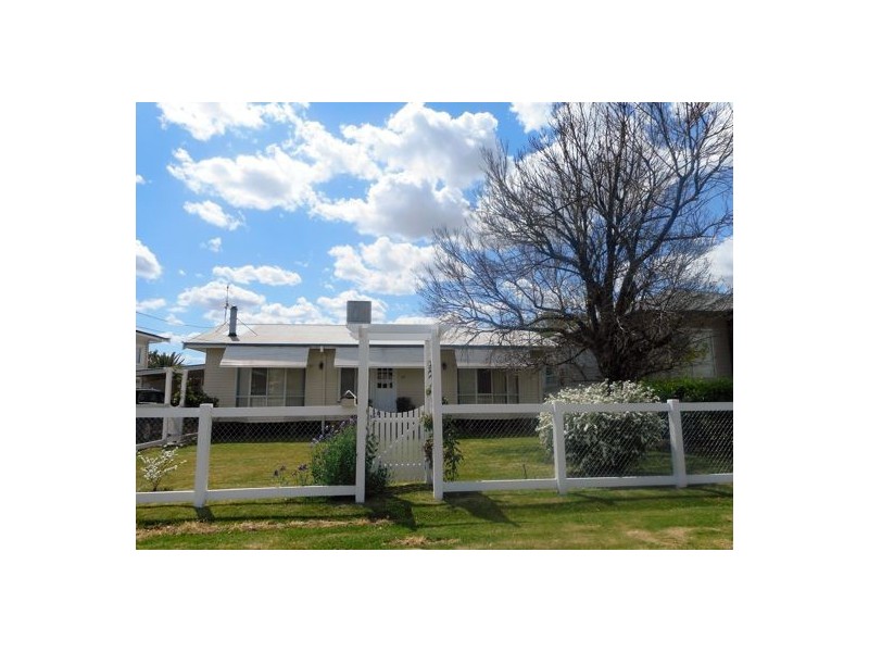57 Gwydir Street, Moree NSW 2400