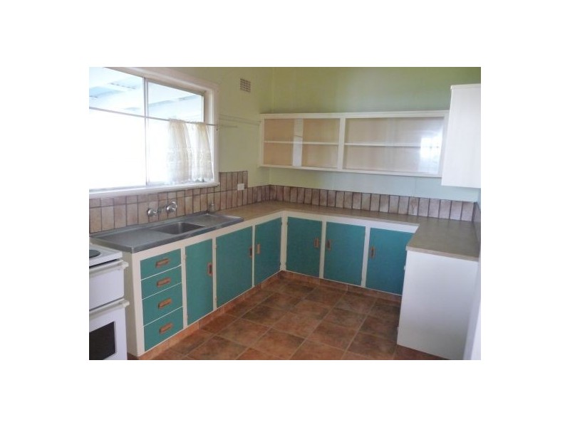 2 Menadool Road, Moree NSW 2400