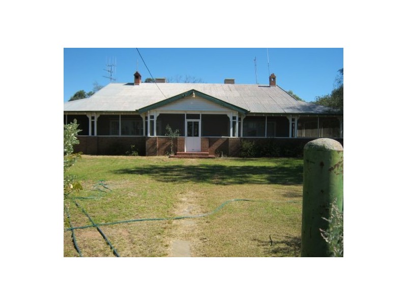 . “Carwell Station”, Quambone NSW 2831
