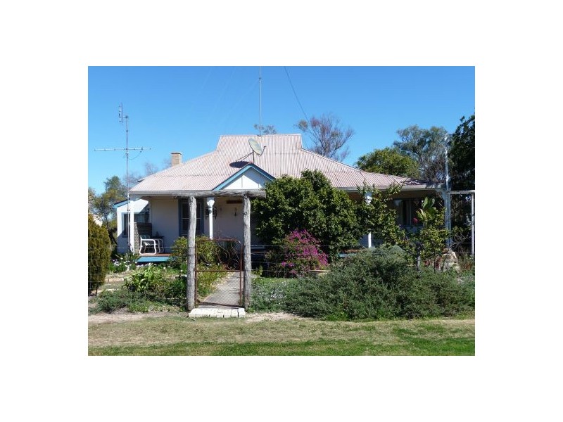 9 MIDKIN STREET, Garah NSW 2405