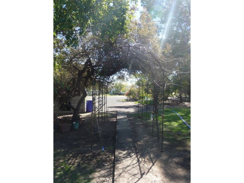 9 MIDKIN STREET, Garah NSW 2405