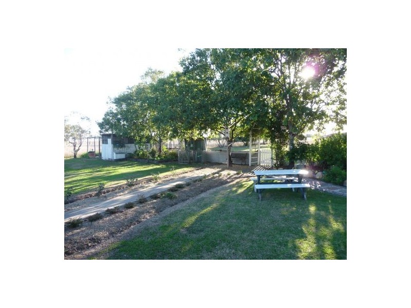 65 Glen Park Road, Moree NSW 2400