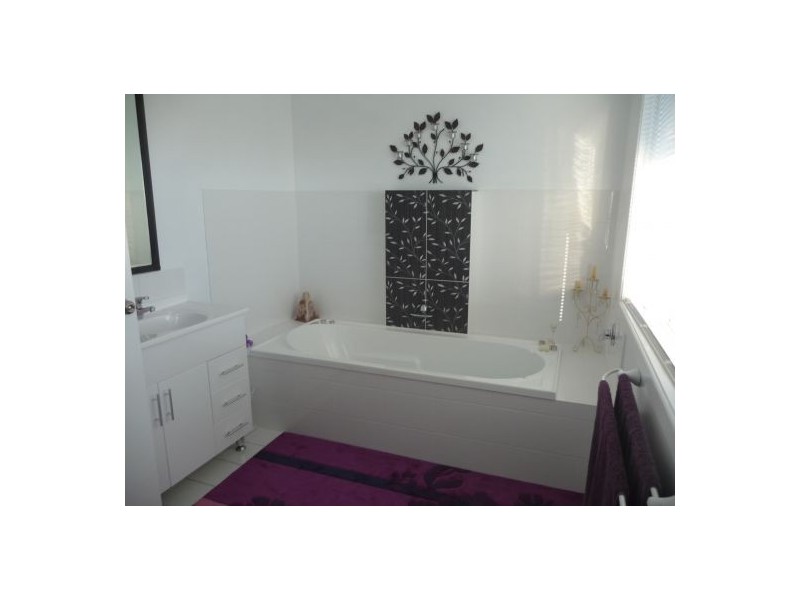 65 Glen Park Road, Moree NSW 2400