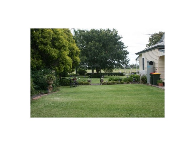 2 Centre Street, Pallamallawa NSW 2399