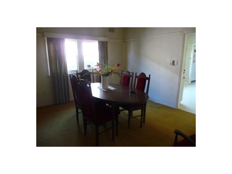 17 Auburn Street, Moree NSW 2400