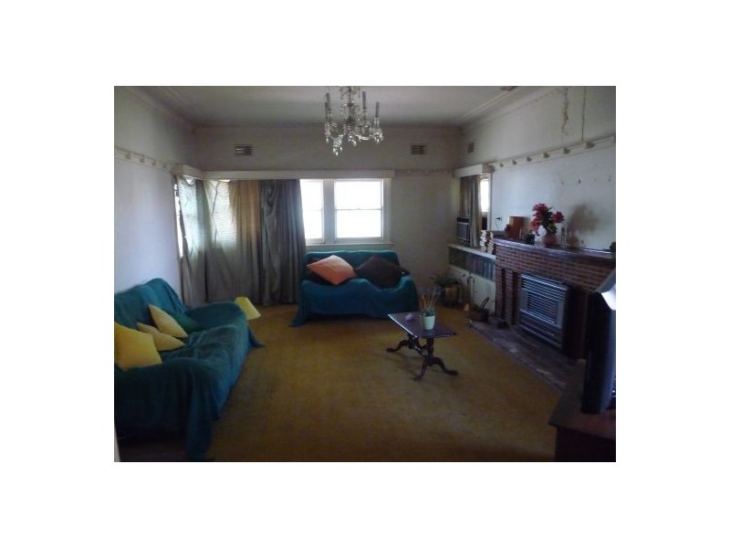 17 Auburn Street, Moree NSW 2400