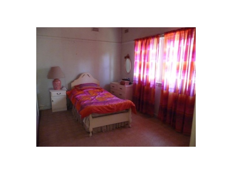 17 Auburn Street, Moree NSW 2400