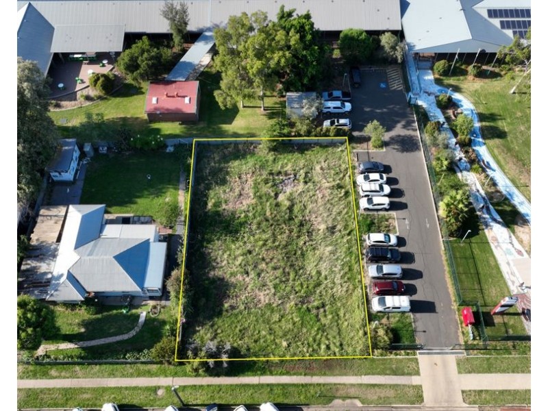 64 Adelaide Street, Moree NSW 2400