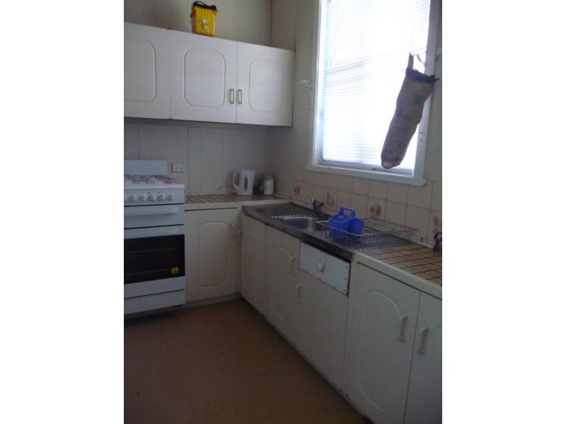 329 Auburn Street, Moree NSW 2400