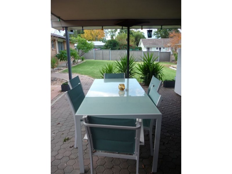 6 Merindah Avenue, Moree NSW 2400