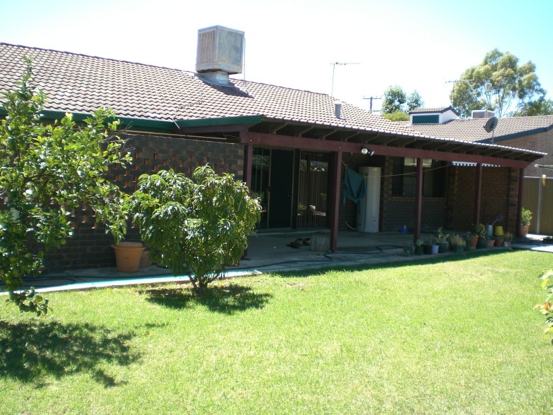 2 Helensvale Avenue, Moree NSW 2400