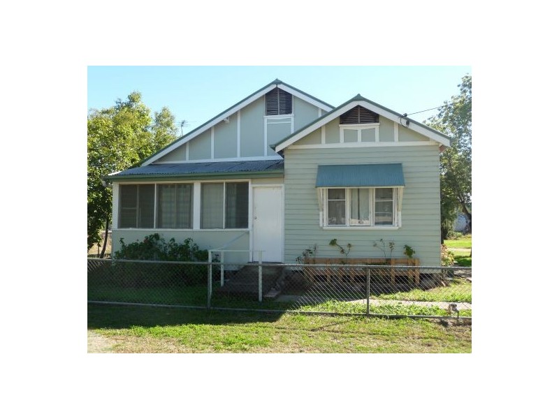 13 Midkin Street, Garah NSW 2405