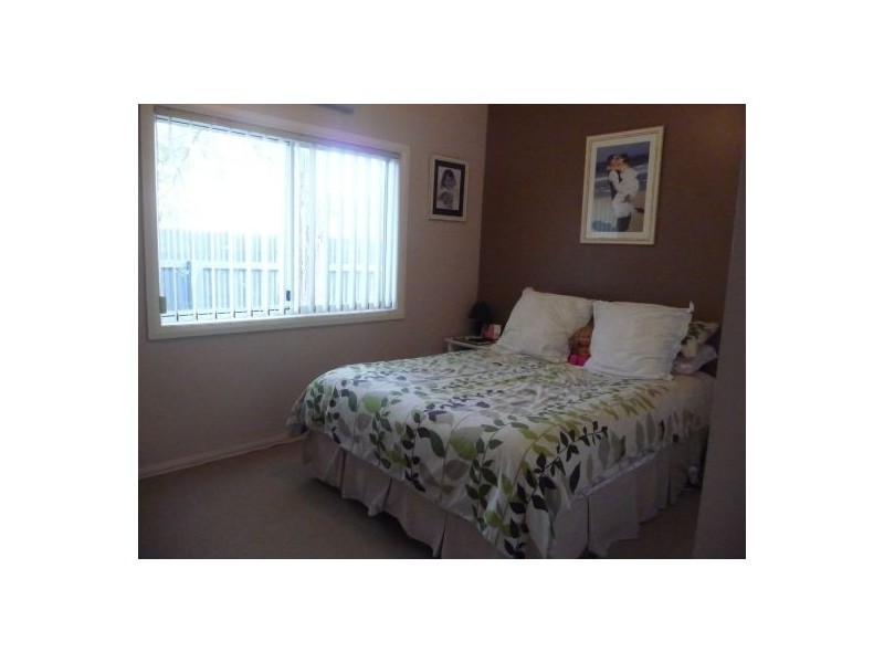 16 Donald Lane, Moree NSW 2400