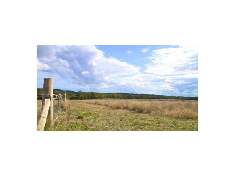 “Byron Downs”, Gravesend NSW 2401