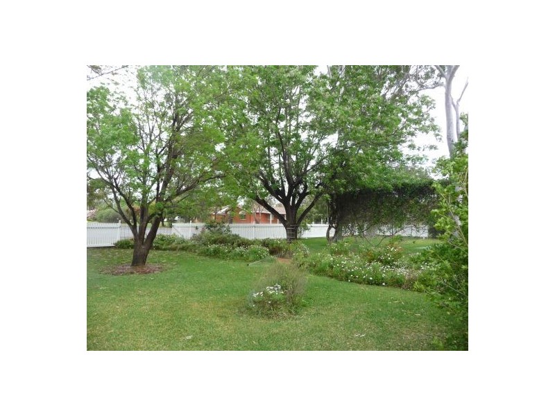 21 Sunnyside Road, Moree NSW 2400