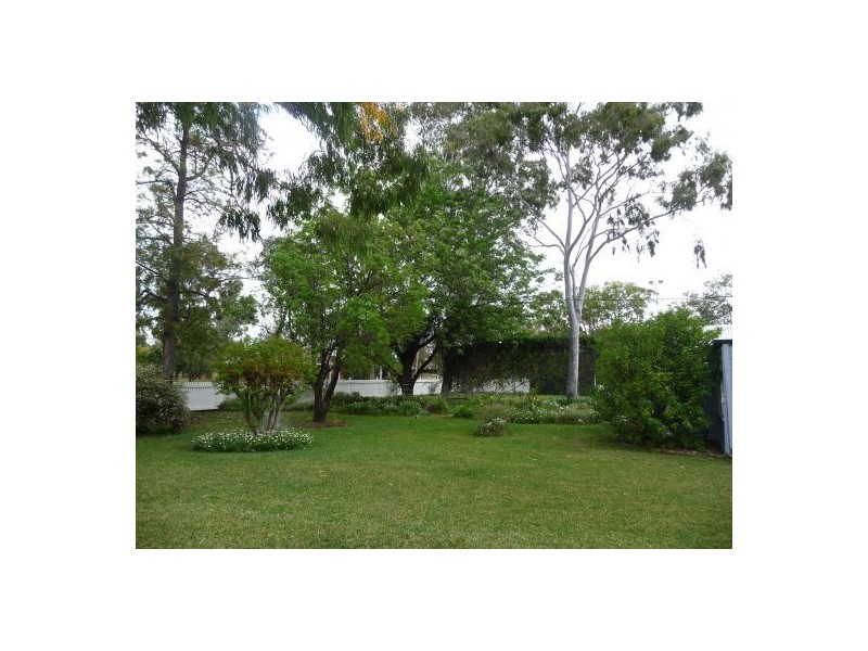 21 Sunnyside Road, Moree NSW 2400