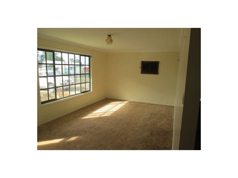 27 Stewart Avenue, Warialda NSW 2402