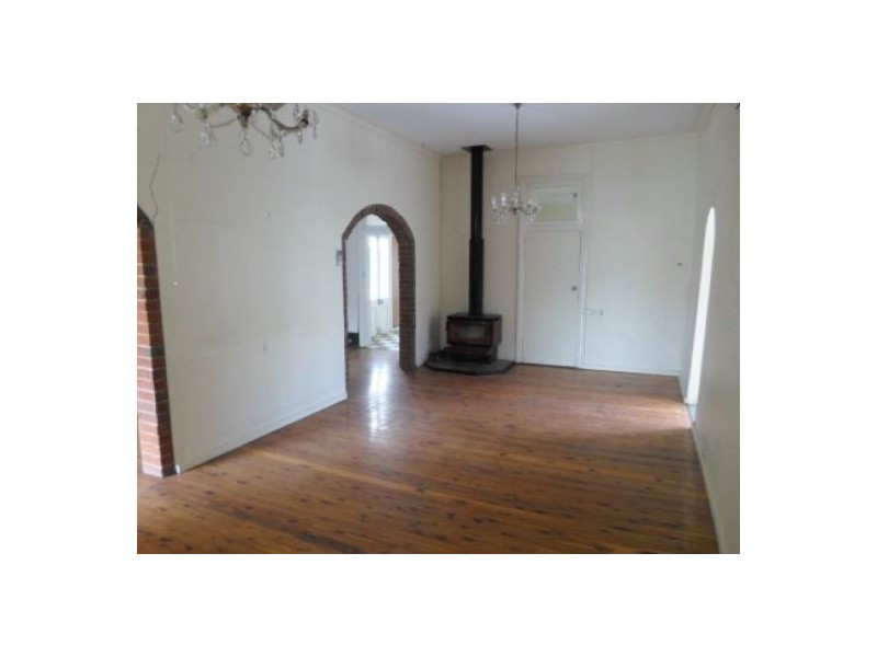 32 Mackenzie Street, Moree NSW 2400