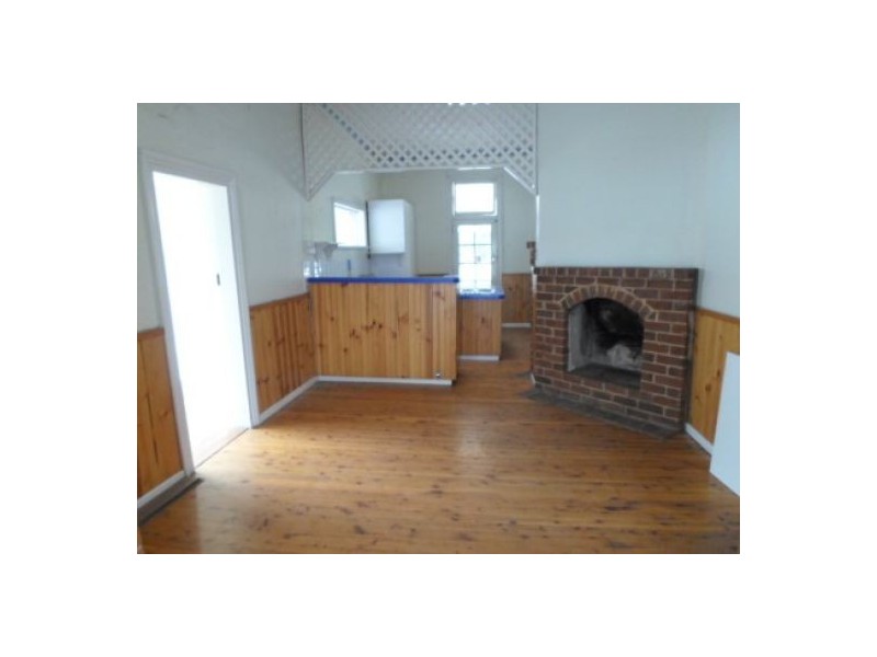 32 Mackenzie Street, Moree NSW 2400