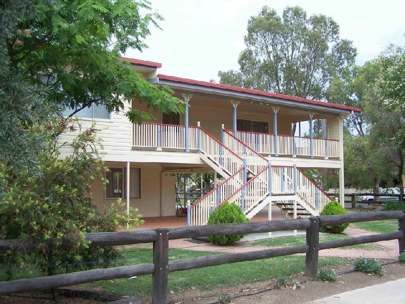 20B Iris Street, Moree NSW 2400