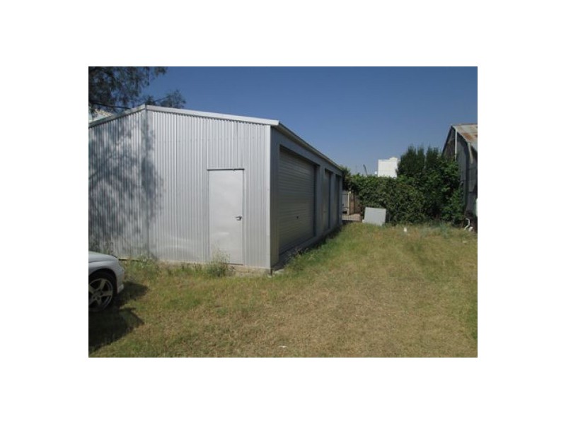 Auburn Street (laneway behind), Moree NSW 2400