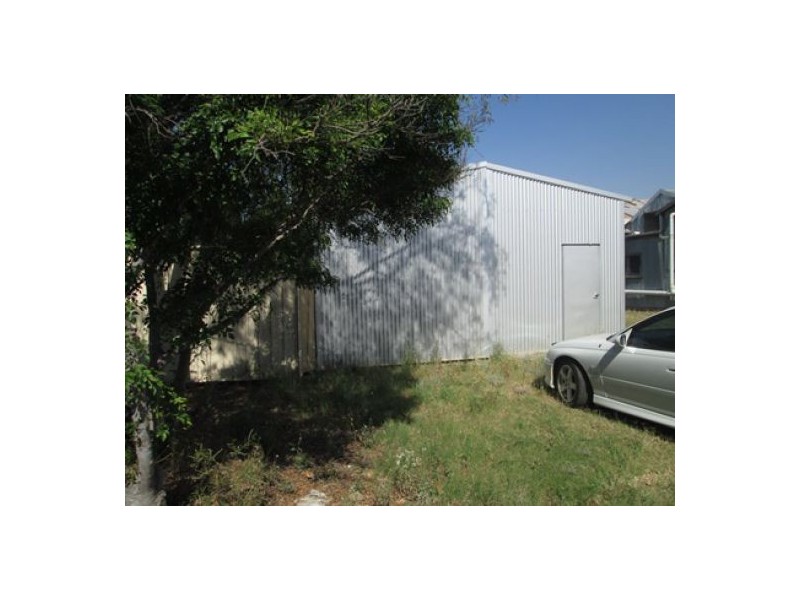 Auburn Street (laneway behind), Moree NSW 2400
