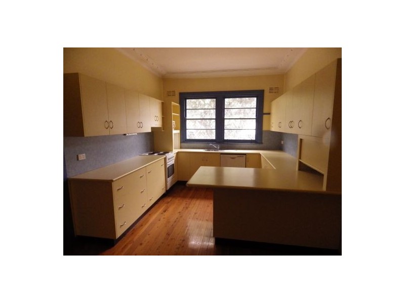 6 Webb Avenue, Moree NSW 2400