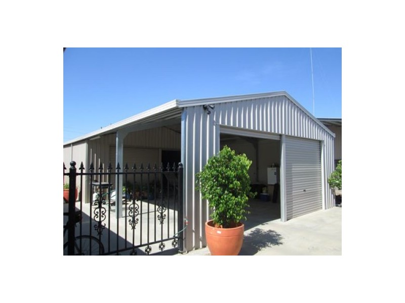 2 Bullus Drive, Moree NSW 2400