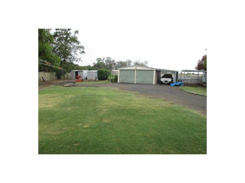 12 Loren Avenue, Moree NSW 2400