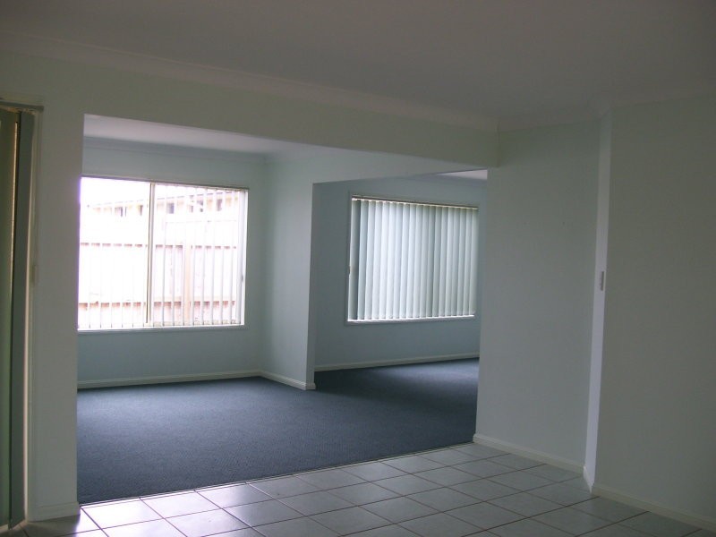 18 Tallow Court, Sandstone Point QLD 4511