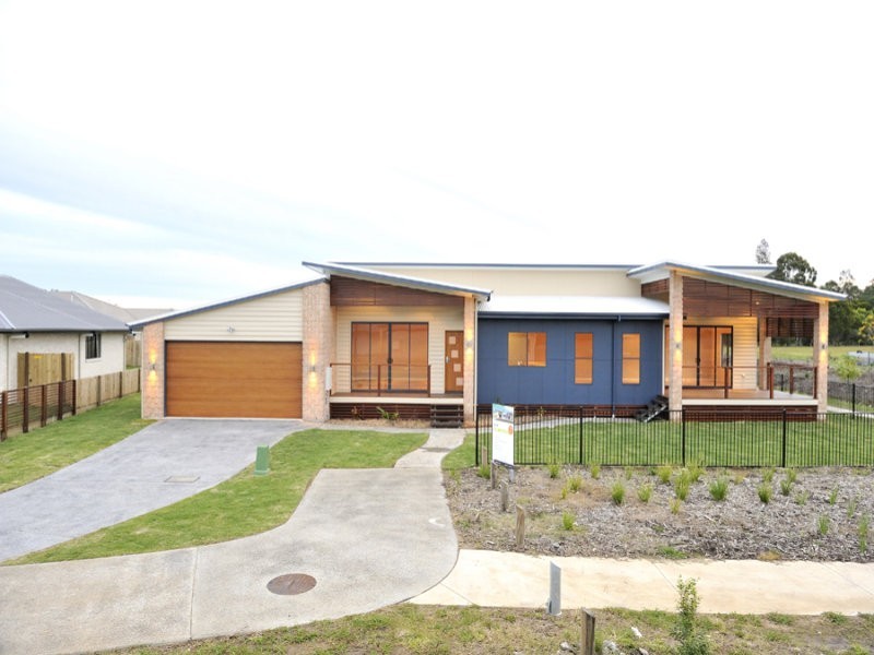 13 Stream Place, Bellmere QLD 4510