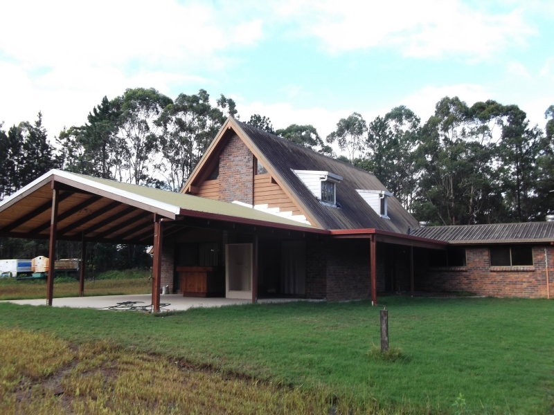 344 Caboolture River Road, Upper Caboolture QLD 4510