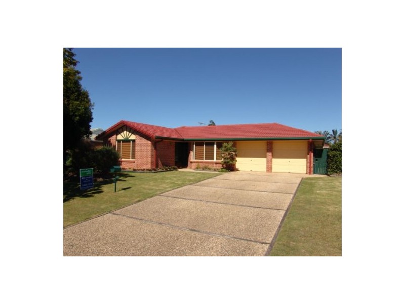28 Summerfields Drive, Beachmere QLD 4510