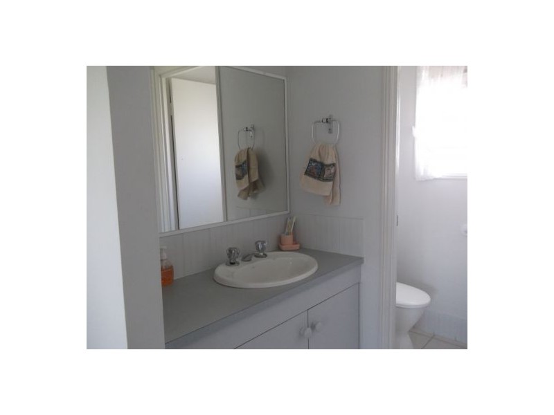 42 Cook Avenue, Caboolture QLD 4510