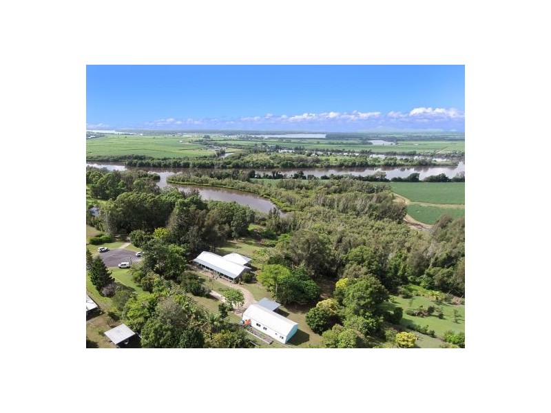 11 Island View Road, Woombah NSW 2469